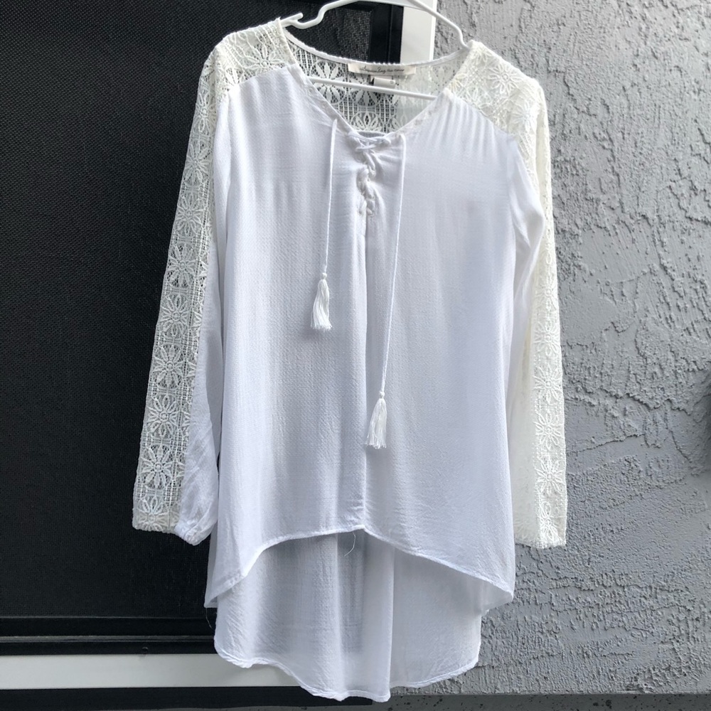 American Rag White Floral Eyelet Lace Blouse